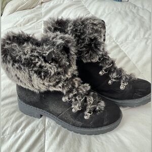 Women's Faux Fur Lined Winter Boots